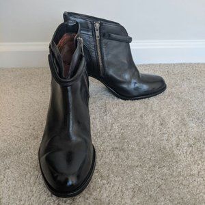 Women's Frye Jenny Seam Short Booties, size 11